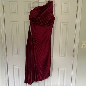 Dreamify One-Shoulder Pleated Satin Cocktail Dress — Size 16, Deep Red